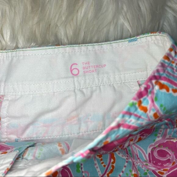Lilly Pulitzer Buttercup Scallop Shorts in Jellies be Jammin - Picture 5 of 5